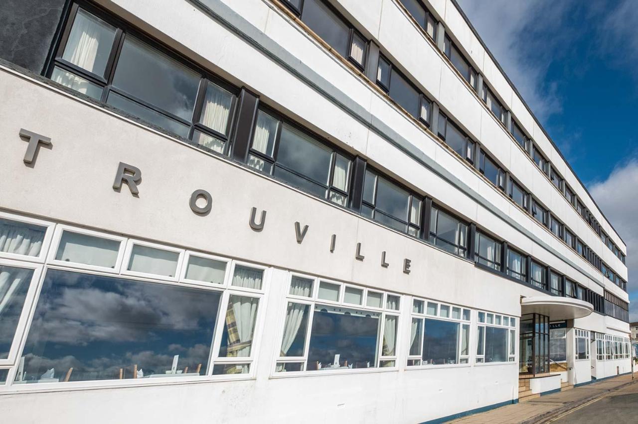 Trouville Hotel By Compass Hospitality Сэнддаун Экстерьер фото
